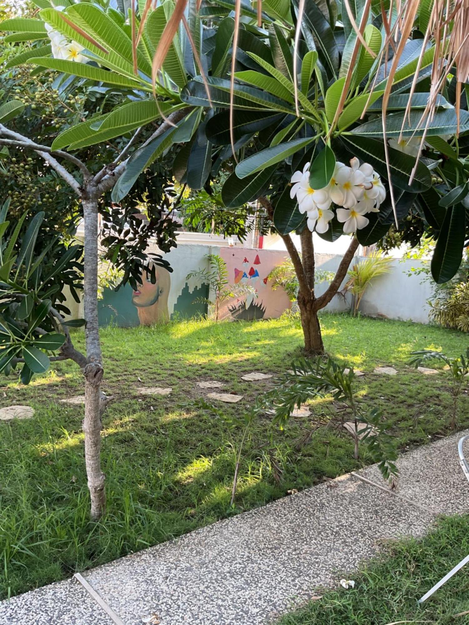 Tiga Spies Hostel Kuta  المظهر الخارجي الصورة