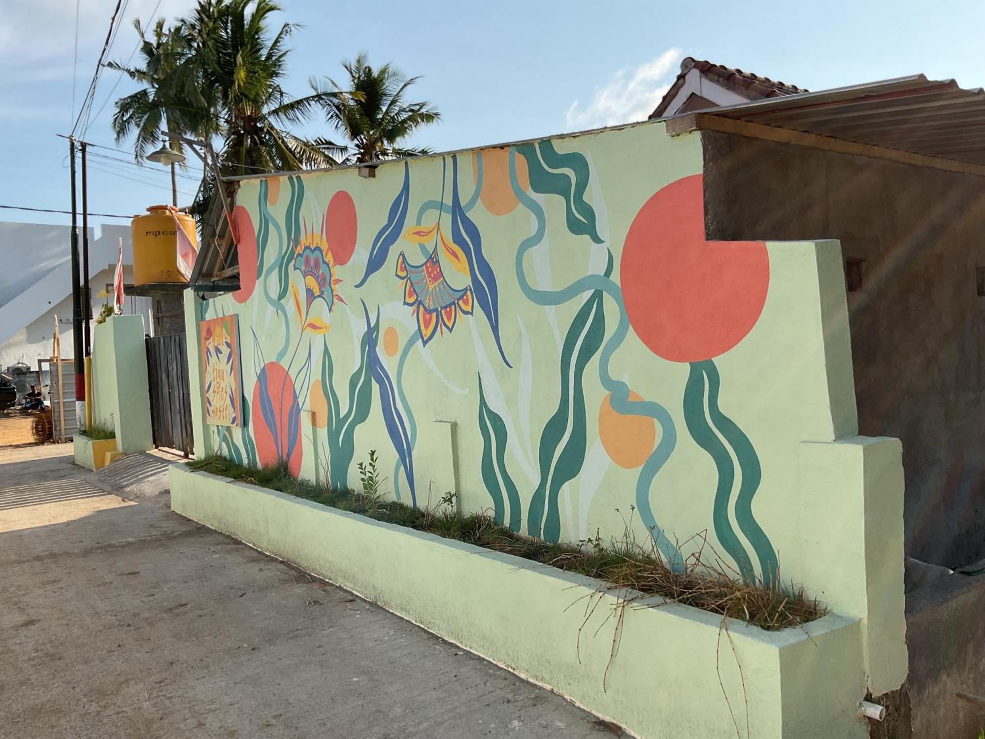Tiga Spies Hostel Kuta  المظهر الخارجي الصورة